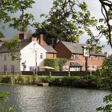 Ye Old Boote Inn Whittington  Экстерьер фото